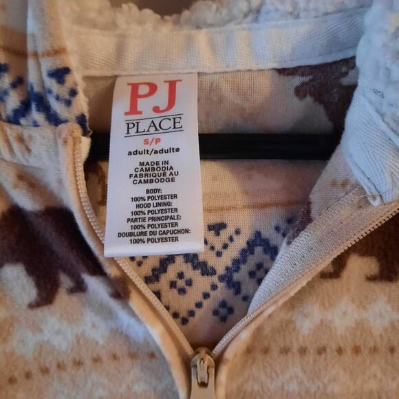 Mens One Piece Holiday Winter Zip Up Wildlife Pajamas - Picture 3 of 3